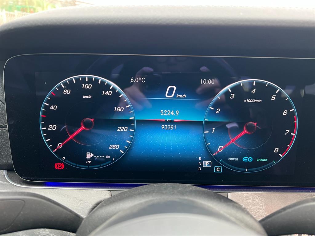 Mercedes-Benz E-Class E350 4MATIC AMG LINE 8