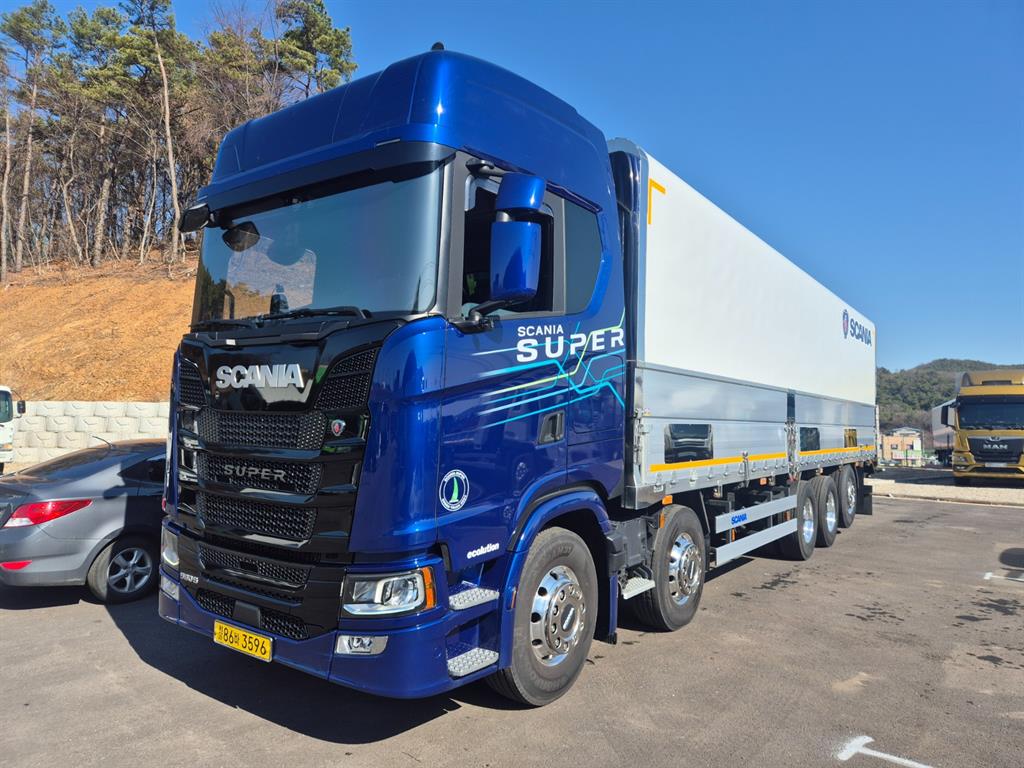 스카니아 S 윙바디 25톤 오토 - 중고 트럭 매물 이미지