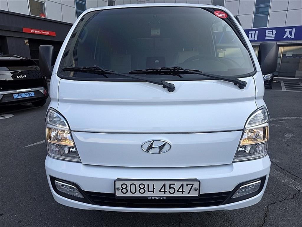 Hyundai Porter Double Cab/ Long Wheelbase/ CRDi Smart