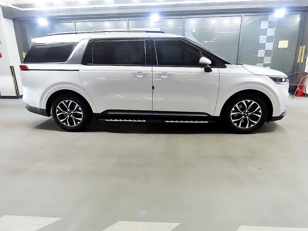 Kia Carnival Diesel Noblesse 4