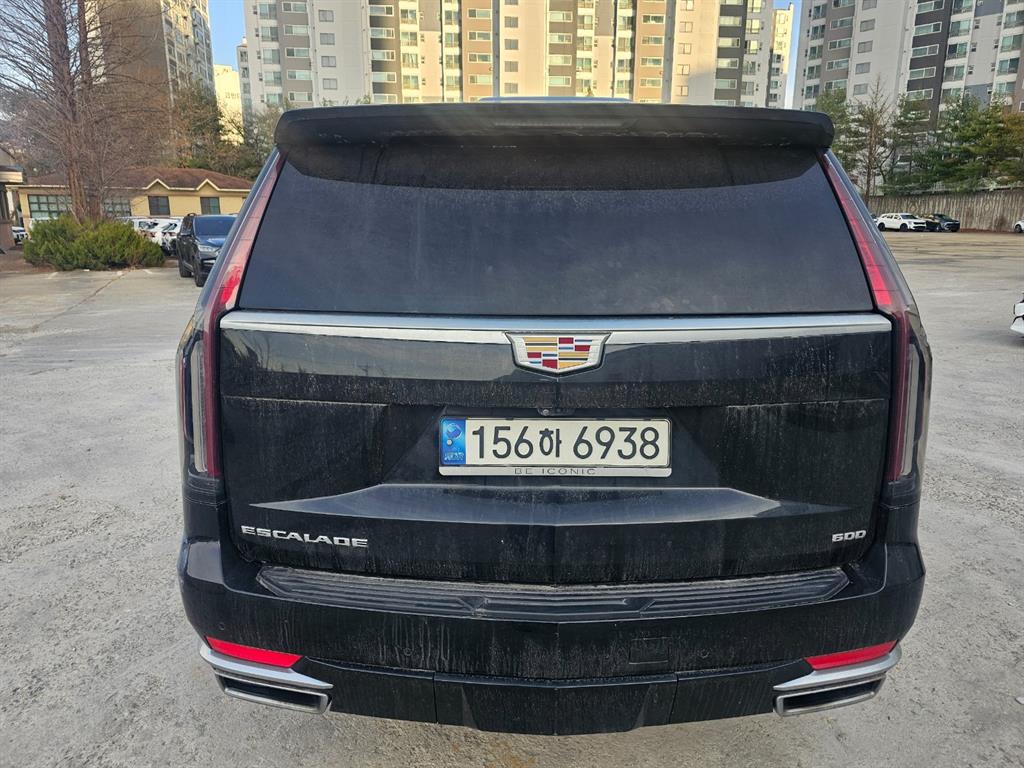 Cadillac Escalade 6.2 Premium Luxury Platinum 8