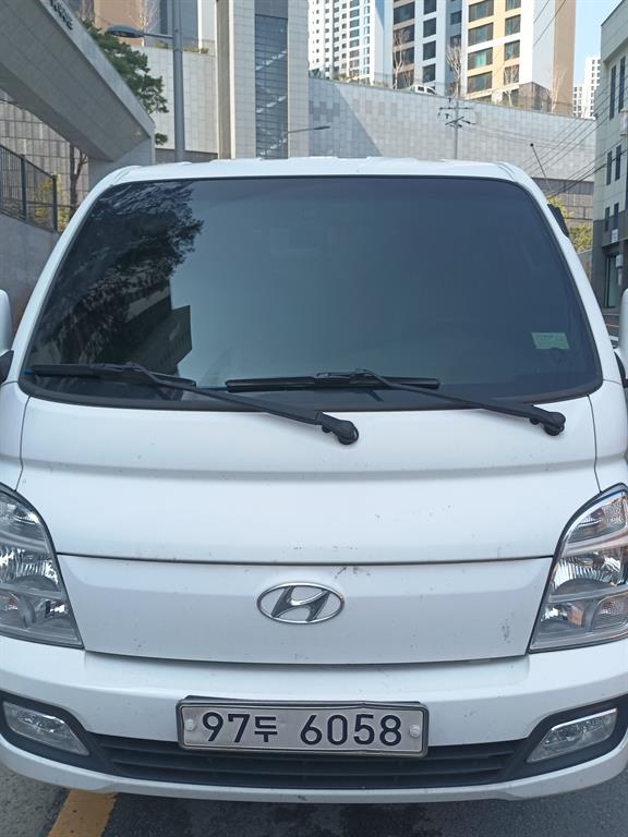 현대 포터2 1톤 카고 - 중고 트럭 매물 이미지