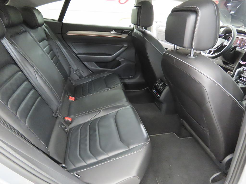 Volkswagen Arteon 2.0 TDI Prestige 8