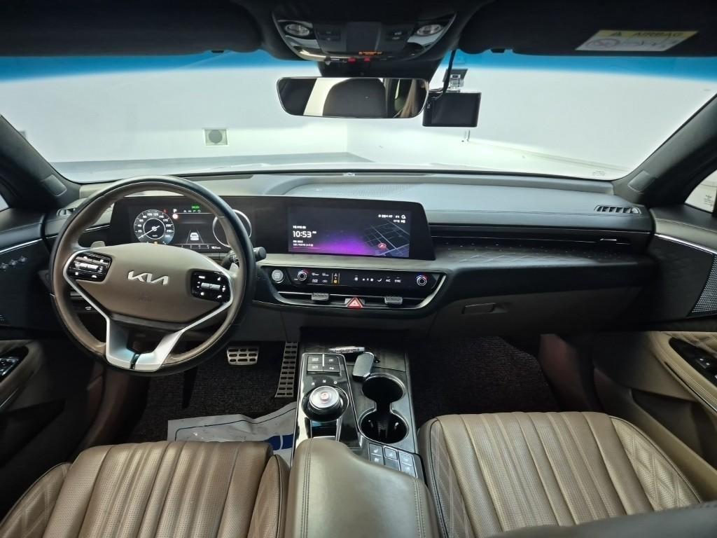 Kia K8 3.5 4WD Platinum 8