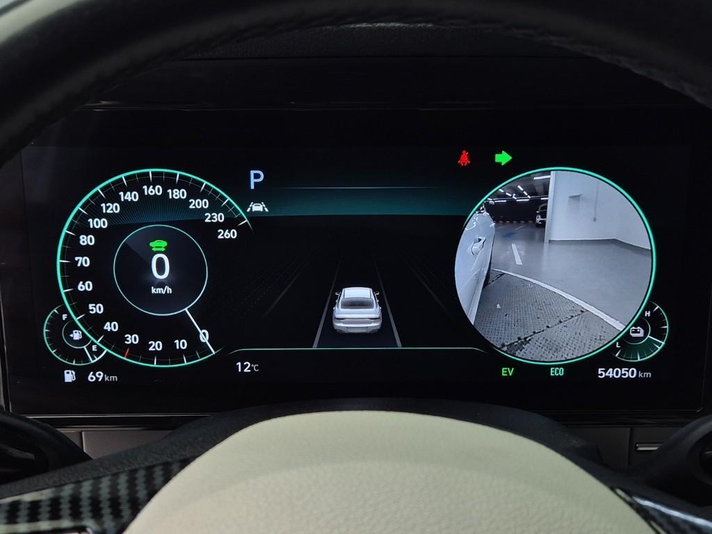 Hyundai Grandeur LeBlanc 8