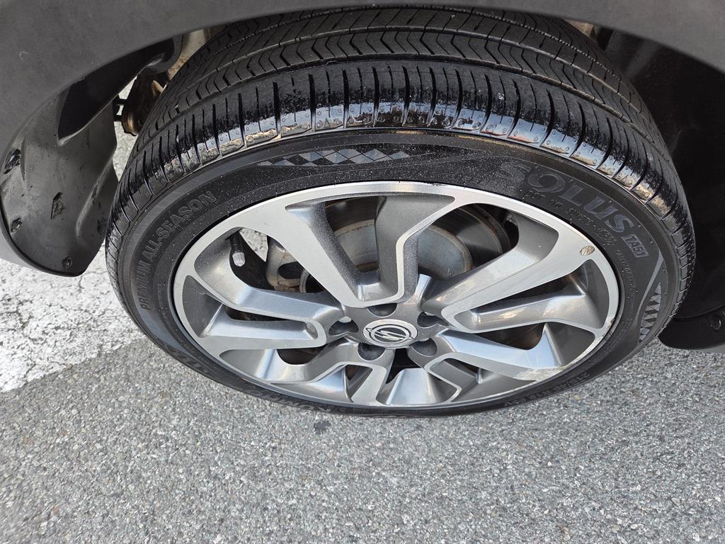 KG Mobility (Ssangyong) Tivoli Gasoline 2WD 1.6 VX 7