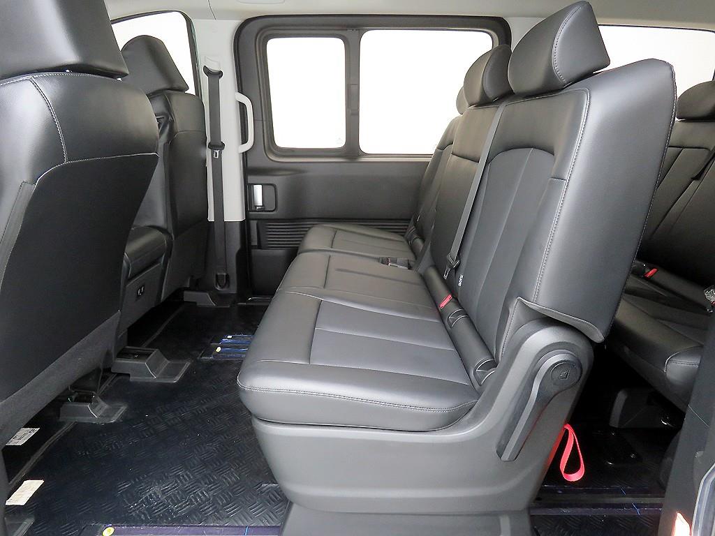 Hyundai Staria LPG Tourer Modern 9