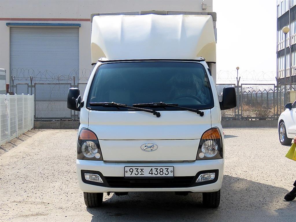 Hyundai Porter II Wing body Long Wheelbase Super Cab Manual 3