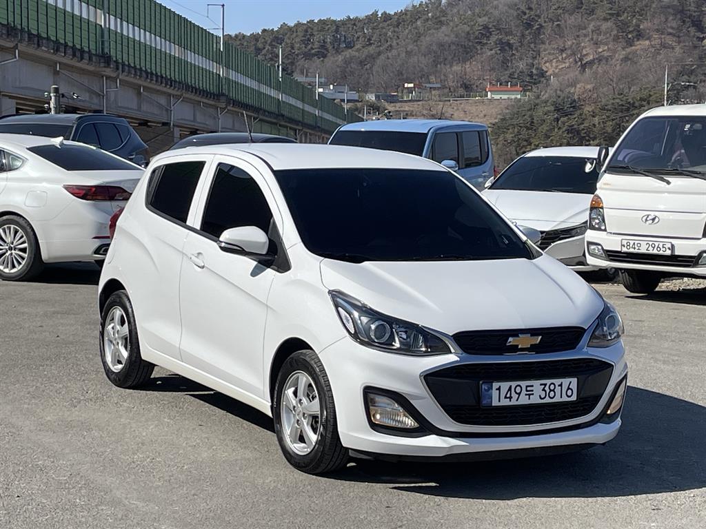 Chevrolet Spark LT 3