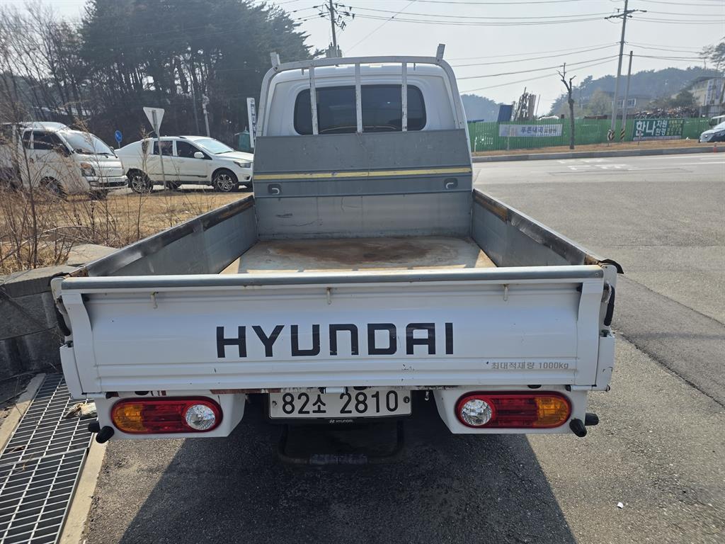 Hyundai Porter 1.0 Ton/ Double Cab/ Long Wheelbase/ CRDi Modern 6