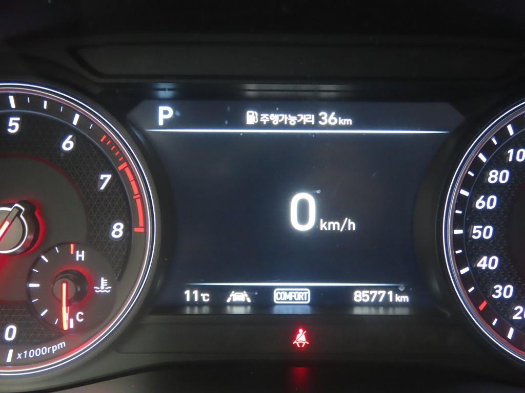 Genesis G70 2.0T AWD Elite 9