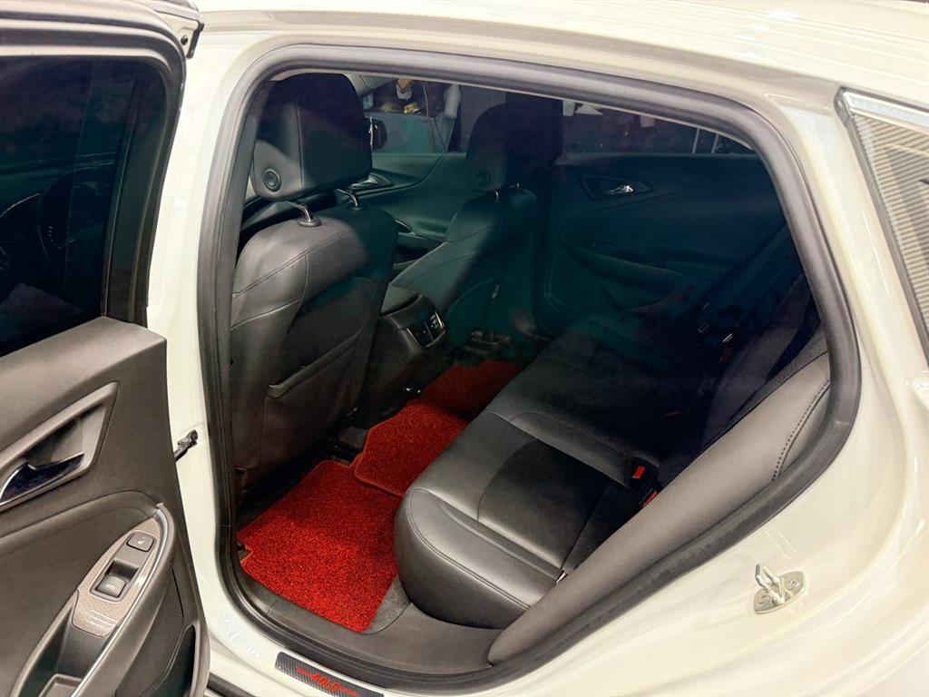 Chevrolet Malibu Gasoline 1.3 E- Turbo LT Deluxe 7