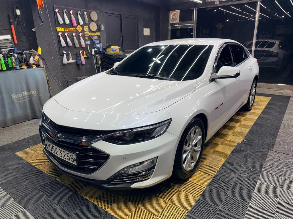Chevrolet Malibu Gasoline 1.3 E- Turbo LT Deluxe 3