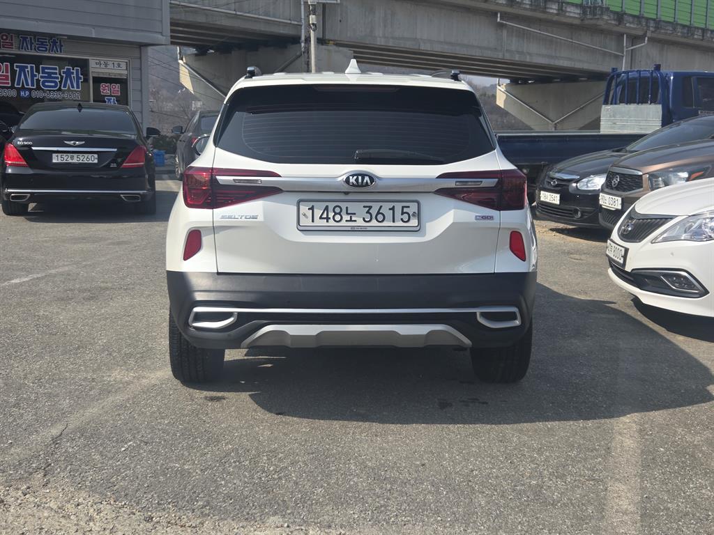 Kia Seltos Gasoline 1.6 Turbo 2WD Noblesse 4