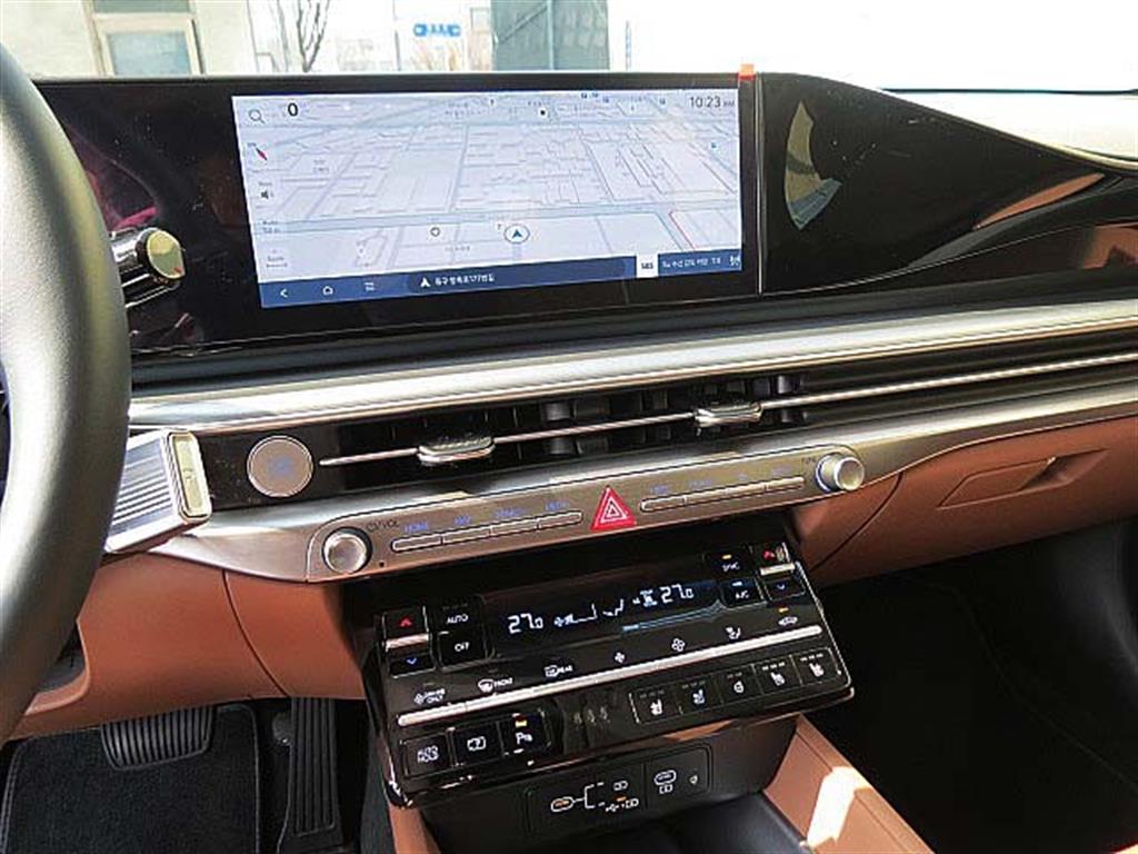 Hyundai Grandeur Exclusive 9