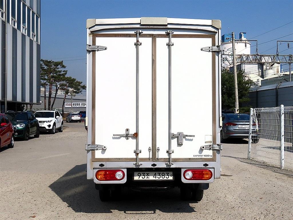 Hyundai Porter II Wing body Long Wheelbase Super Cab Manual 6