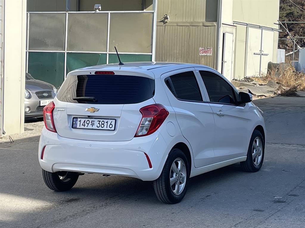 Chevrolet Spark LT 7