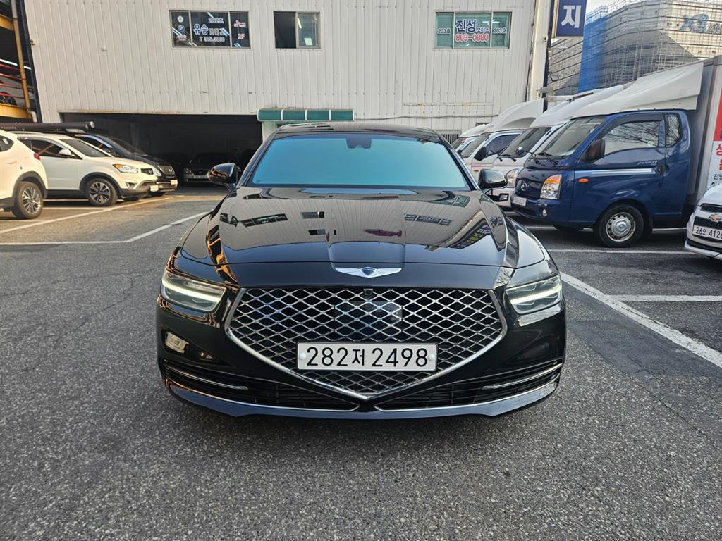 Genesis G90 3.3 T AWD Premium Luxury 3