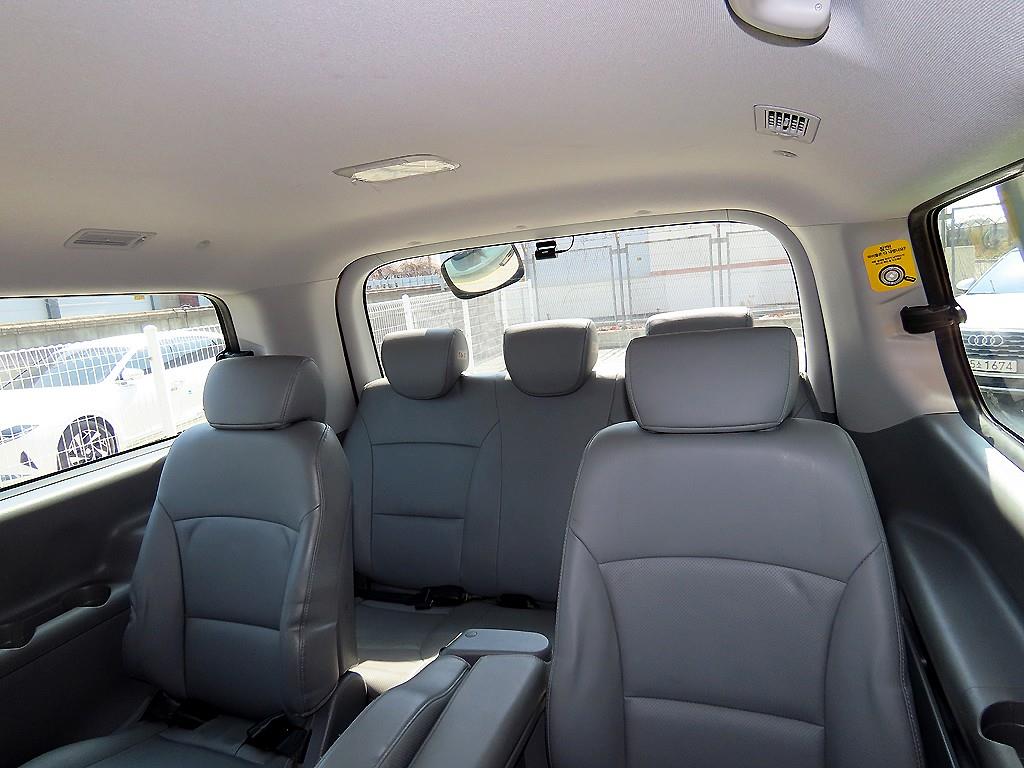 Hyundai Starex LPi 8