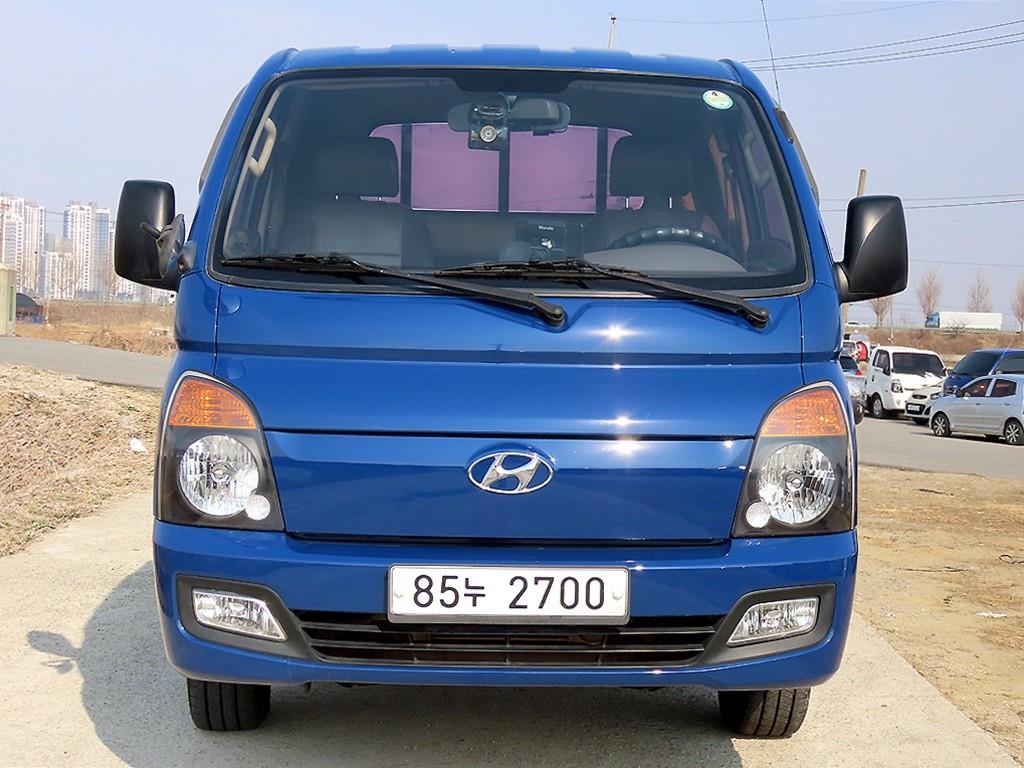 Hyundai Porter 1.0 Ton/ Super Cab/ Long Wheelbase/ CRDi Plus