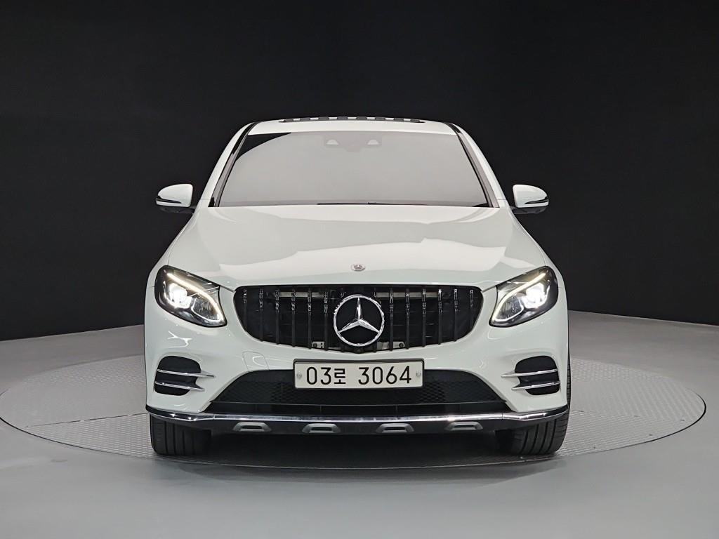 벤츠 GLC 클래스 GLC 220 d 4MATIC 프리미엄 쿠페 사진 2/20