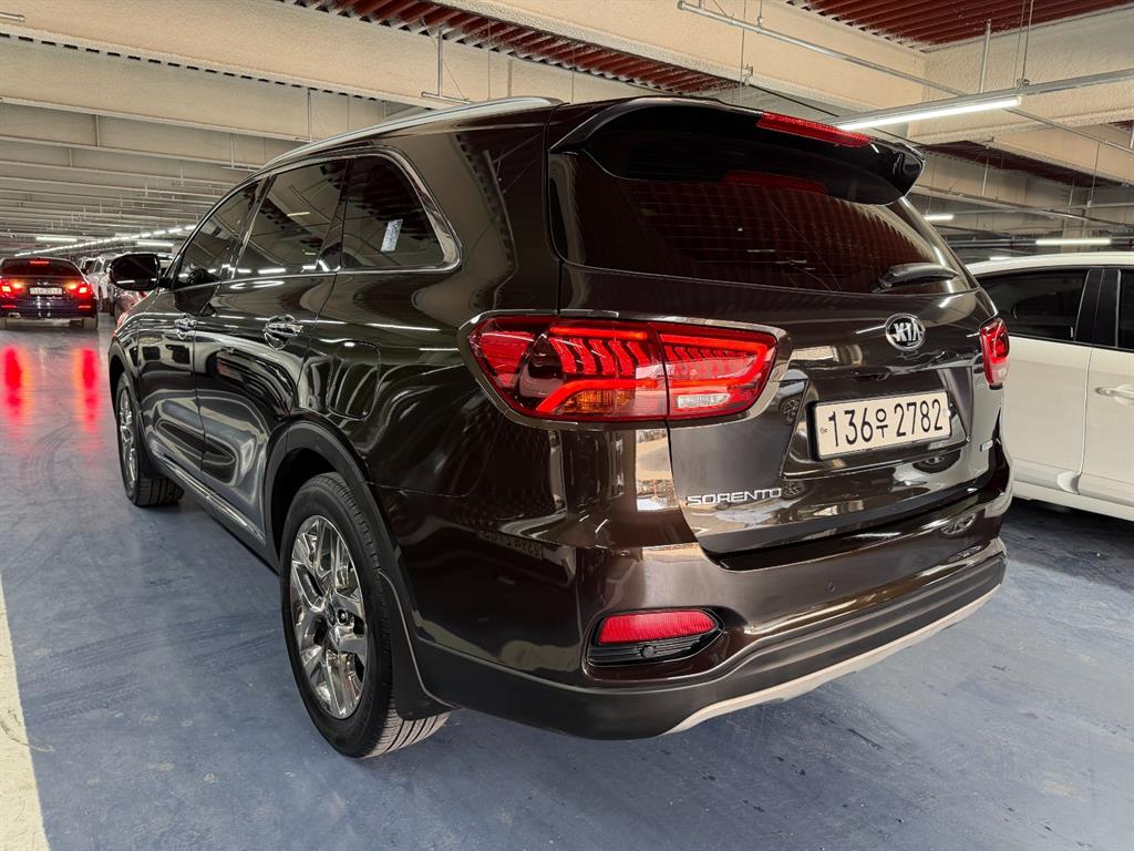 Kia Sorento Diesel 2.0 2WD Master 7