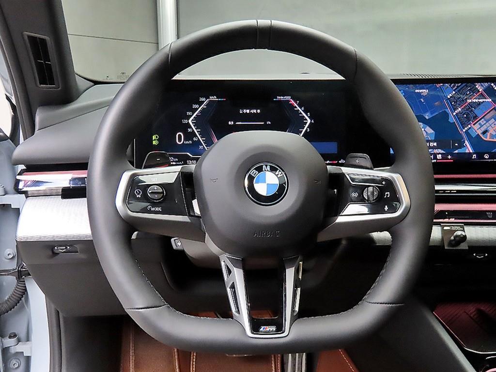 BMW 5 Series 520i M Sport 10