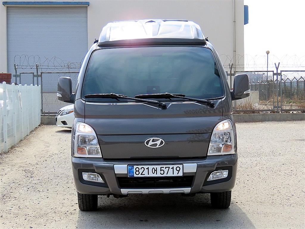 Hyundai Porter Double Cab/ Long Wheelbase/ 2WD Premium