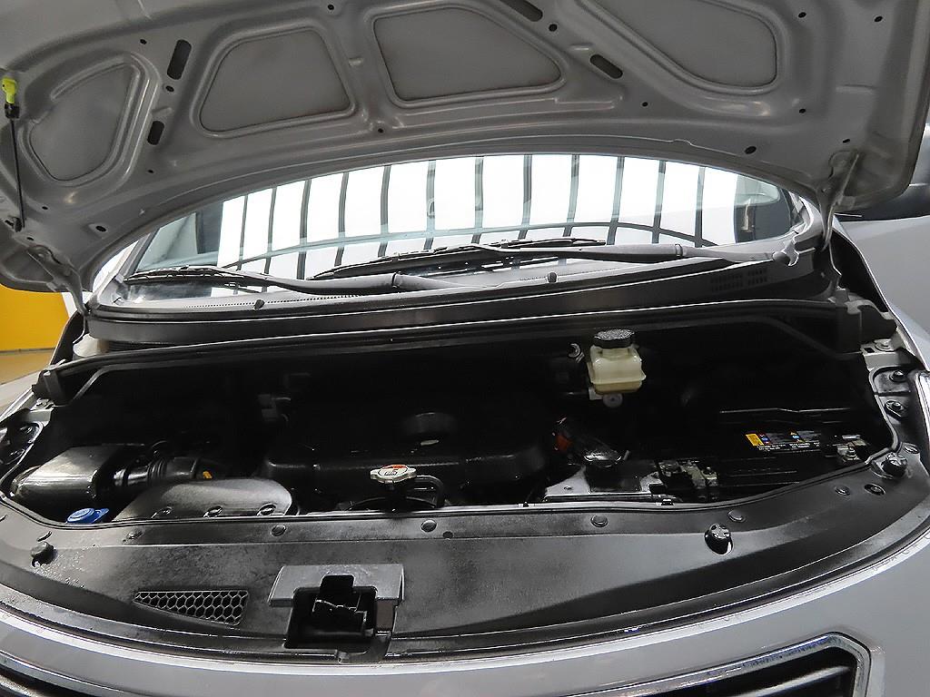 Hyundai Starex Wagon Smart 9