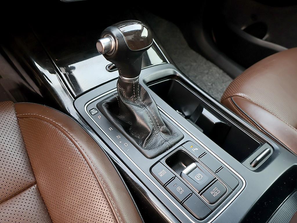 Kia Sorento Diesel 2WD 2.2 Noblesse Special 8