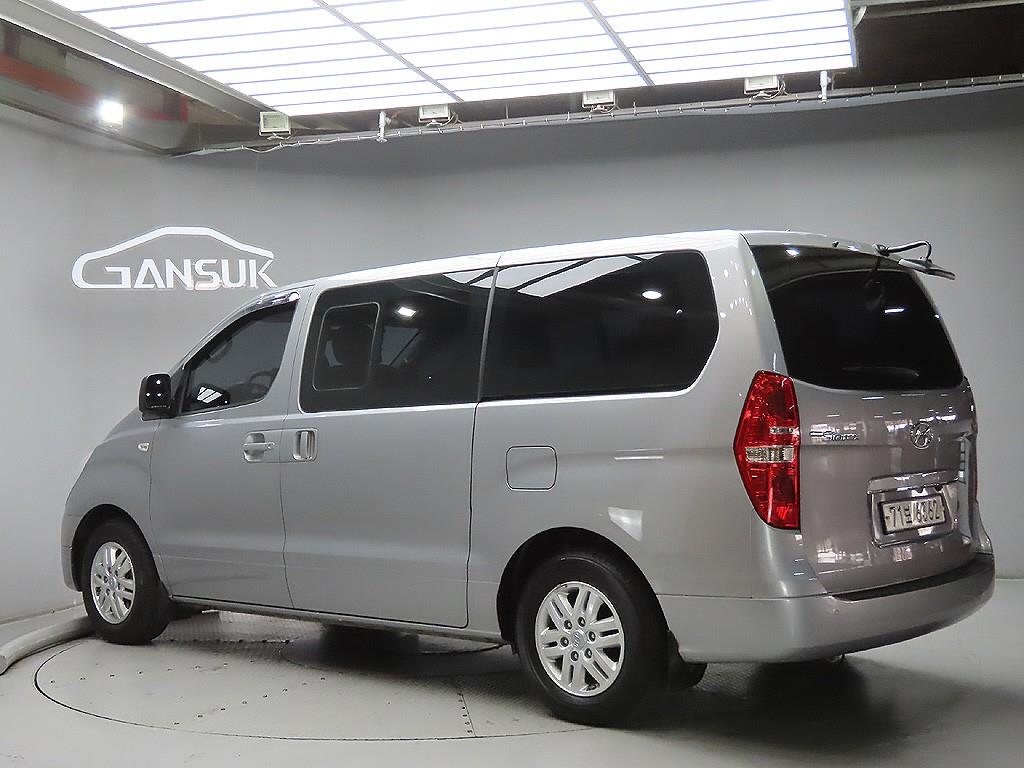 Hyundai Starex Wagon Smart 4