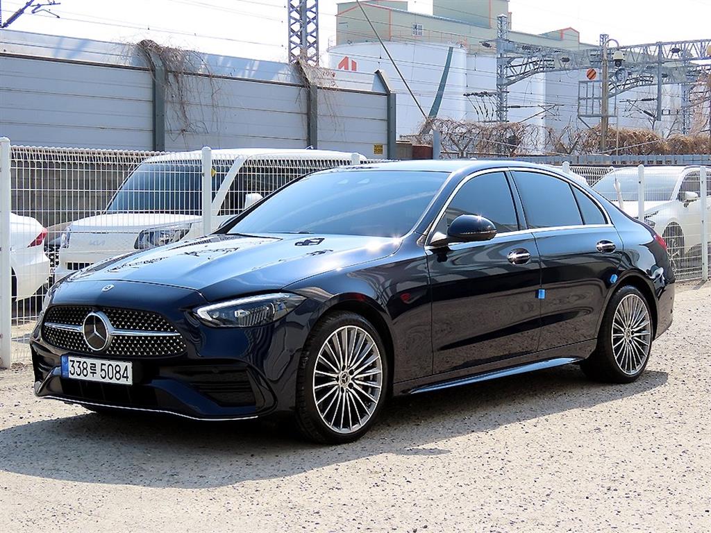 벤츠 C 클래스 C300 AMG 라인 사진 2/20