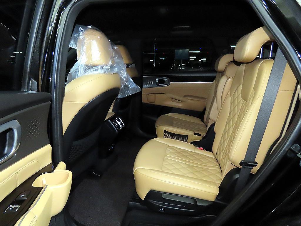 Kia Sorento Diesel 2.2 4WD Signature 8