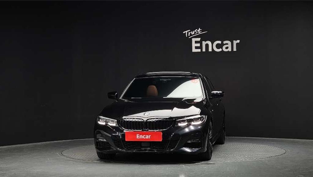 BMW 3 Series 320i M Sport 4