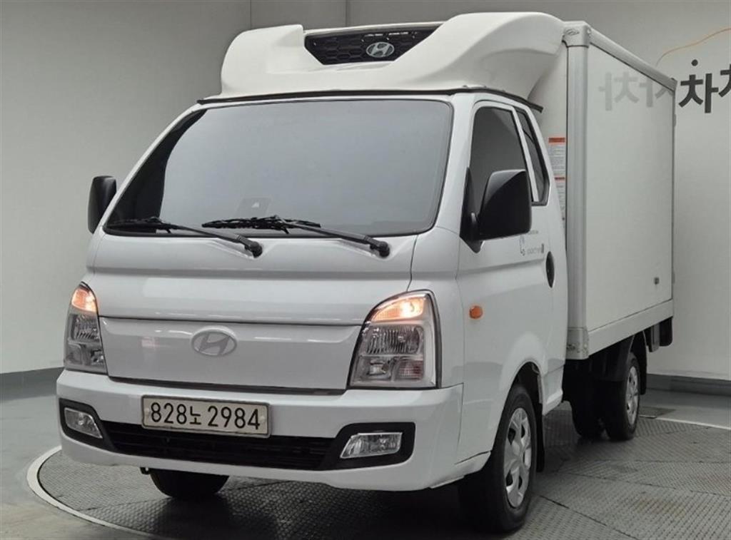 현대 포터2 1톤 냉동탑 - 중고 트럭 매물 이미지