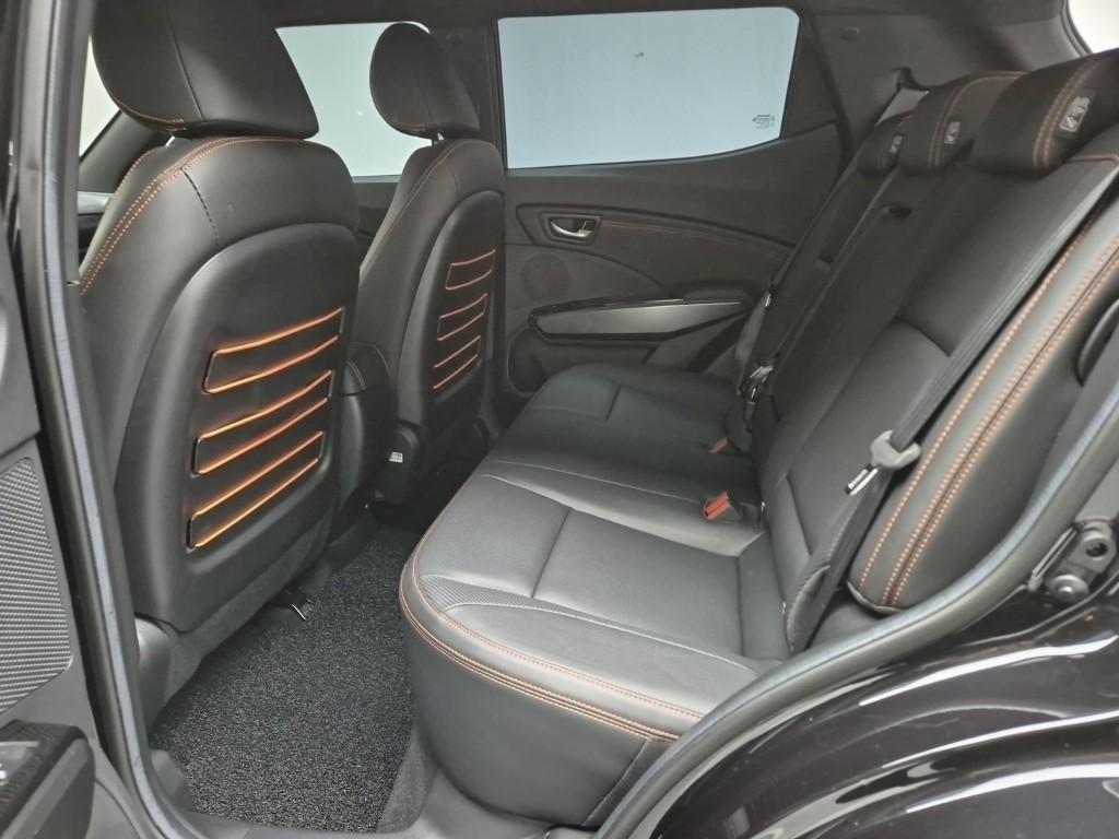 KG Mobility (Ssangyong) Tivoli 2WD Gasoline 1.5 V7 9