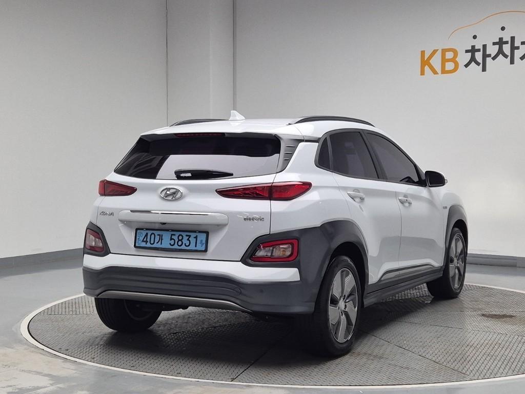 Hyundai Kona Premium 3