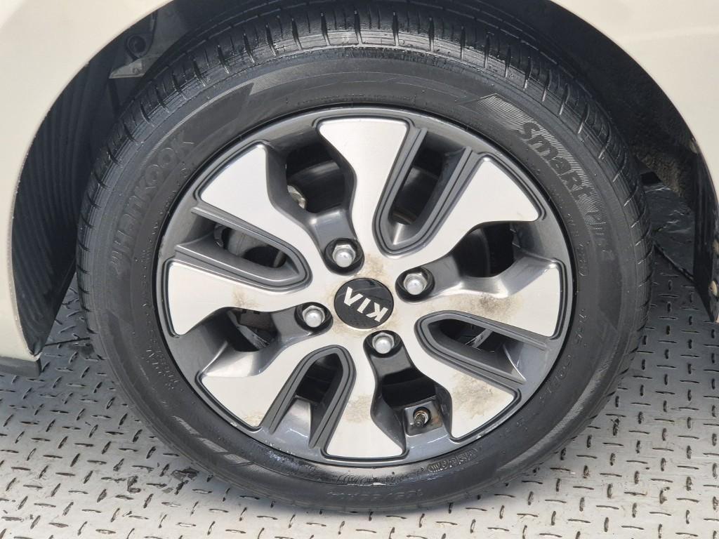 Kia Morning Deluxe 8