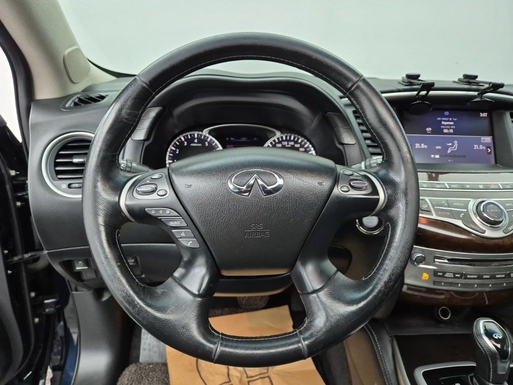Infiniti QX60 3.5 AWD 10