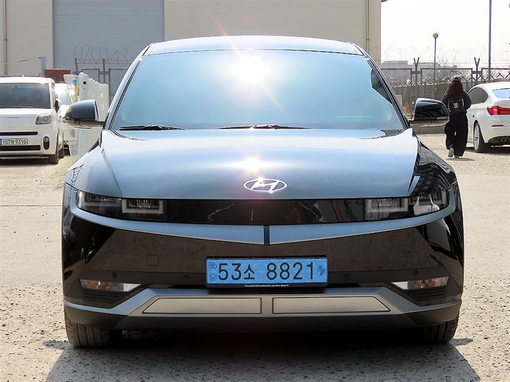 Hyundai IONIQ Long Range Exclusive 2