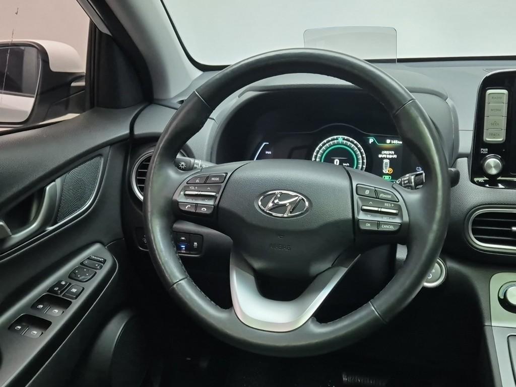 Hyundai Kona Premium 9