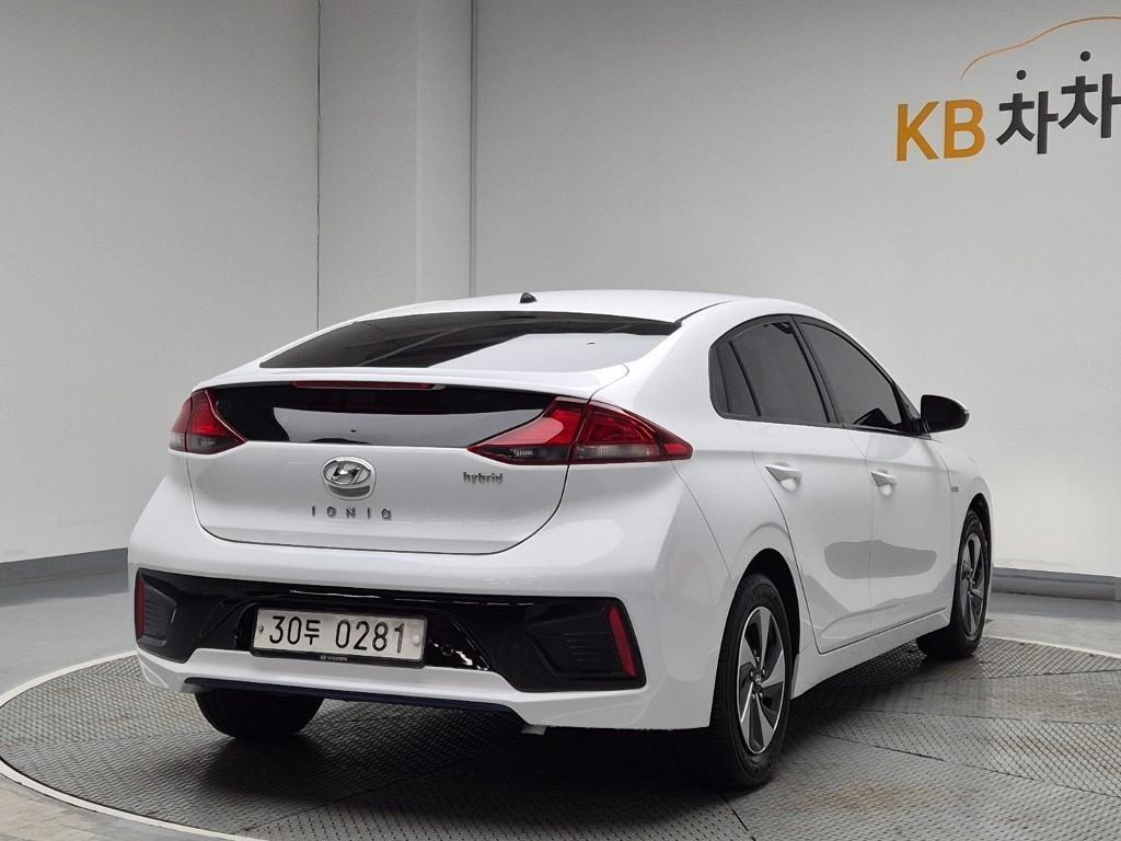 Hyundai IONIQ I Base Type 4