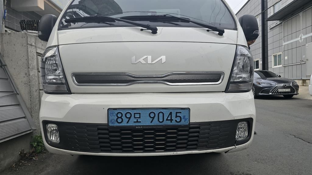 기아 봉고3 1톤 카고 전기 - 중고 트럭 매물 이미지