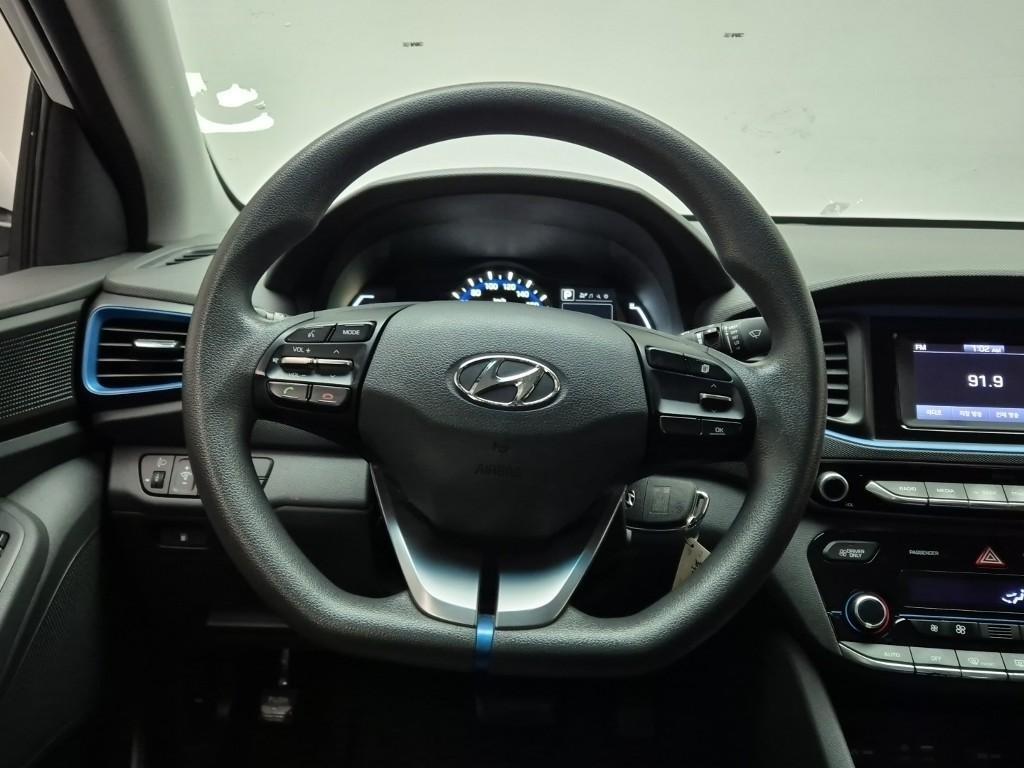 Hyundai IONIQ I Base Type 10