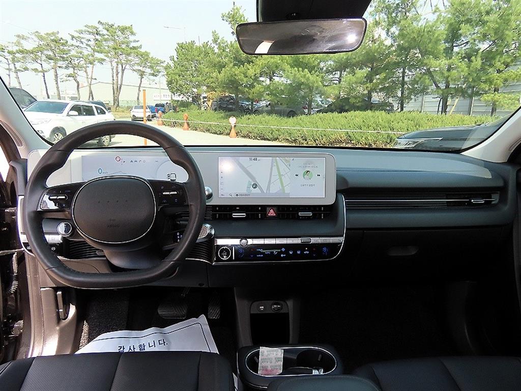 Hyundai IONIQ Long Range Exclusive 8