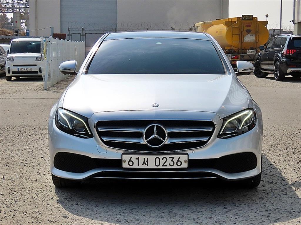 E-클래스 W213 E300 아방가르드 2017년식