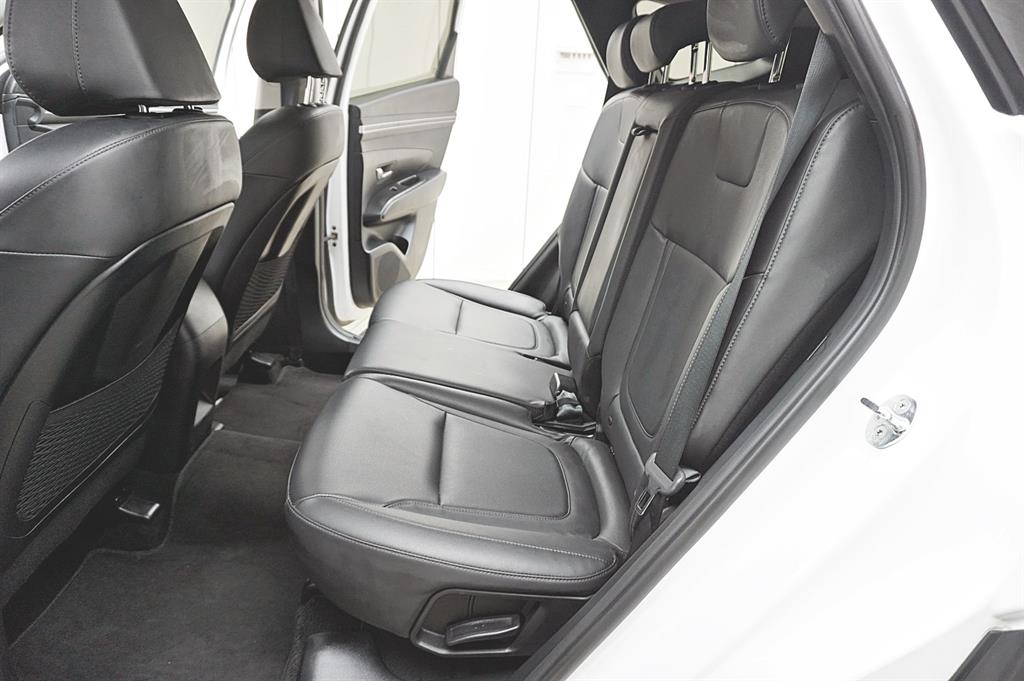 Hyundai Tucson Diesel 2.0 2WD Modern 9