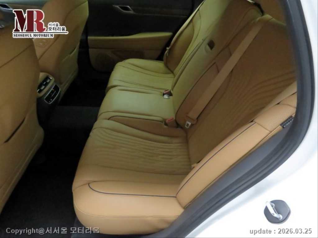 Genesis G80 2.5 Gasoline Turbo AWD 7