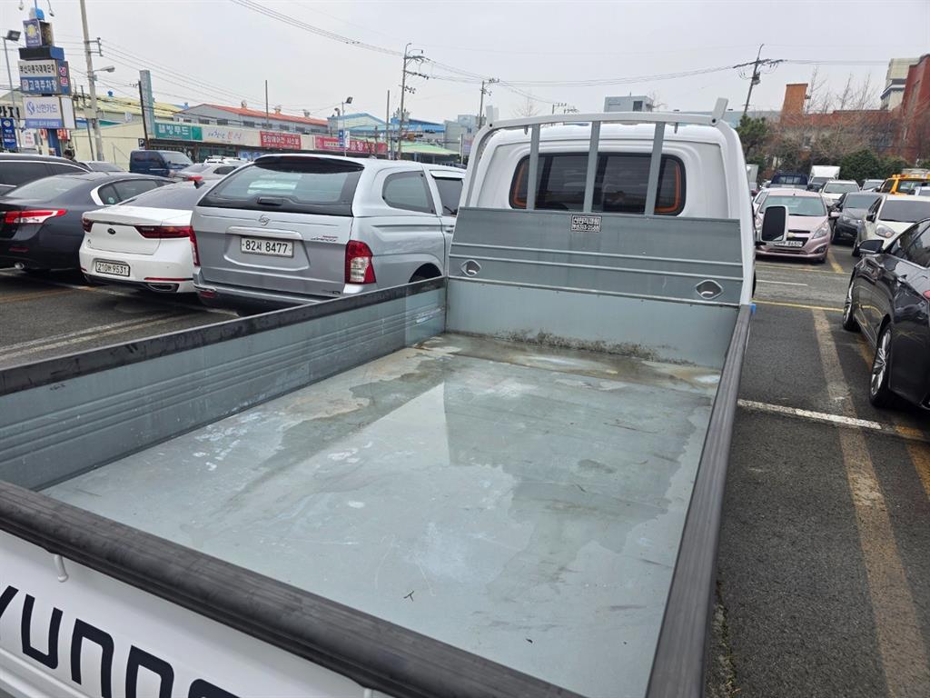 Hyundai Porter 1.0 Ton/ Super Cab/ Long Wheelbase/ Premium Special 6