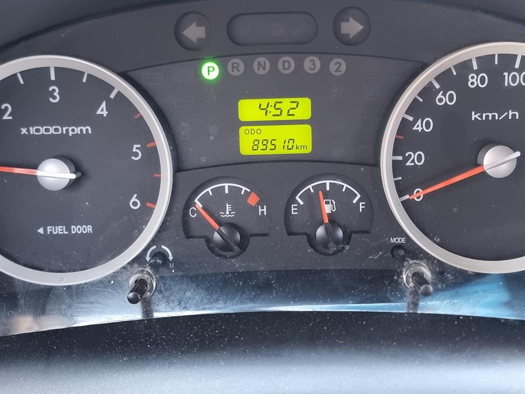 Hyundai Porter 1.0 Ton/ Super Cab/ Long Wheelbase/ CRDi 6